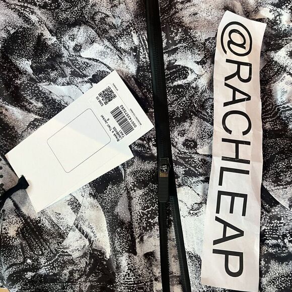 NWT Lululemon Break a Trail Jacket. Take Flight One Multi. Size 6 $268 - Picture 9 of 9